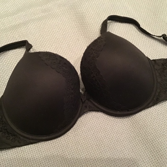 Victoria’s Secret Body by Victoria perfect shape black bra - Picture 2 of 5